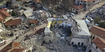 Otro terremoto sacude a Turquía: hay al menos un muerto y 69 heridos