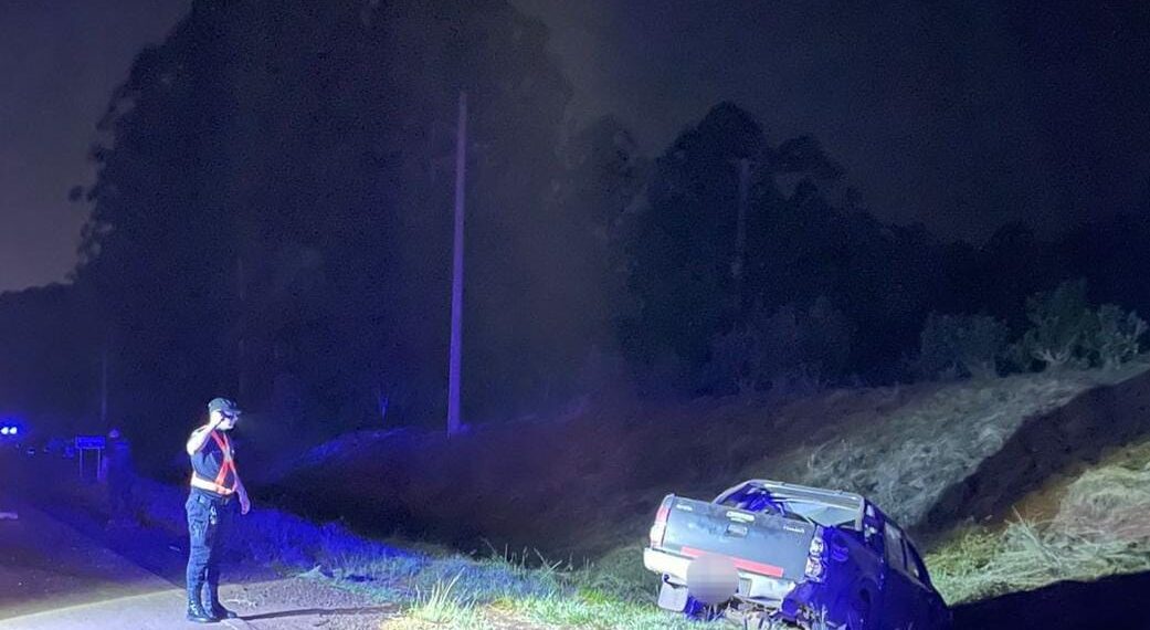 Falleció un hombre tras despistar con su camioneta
