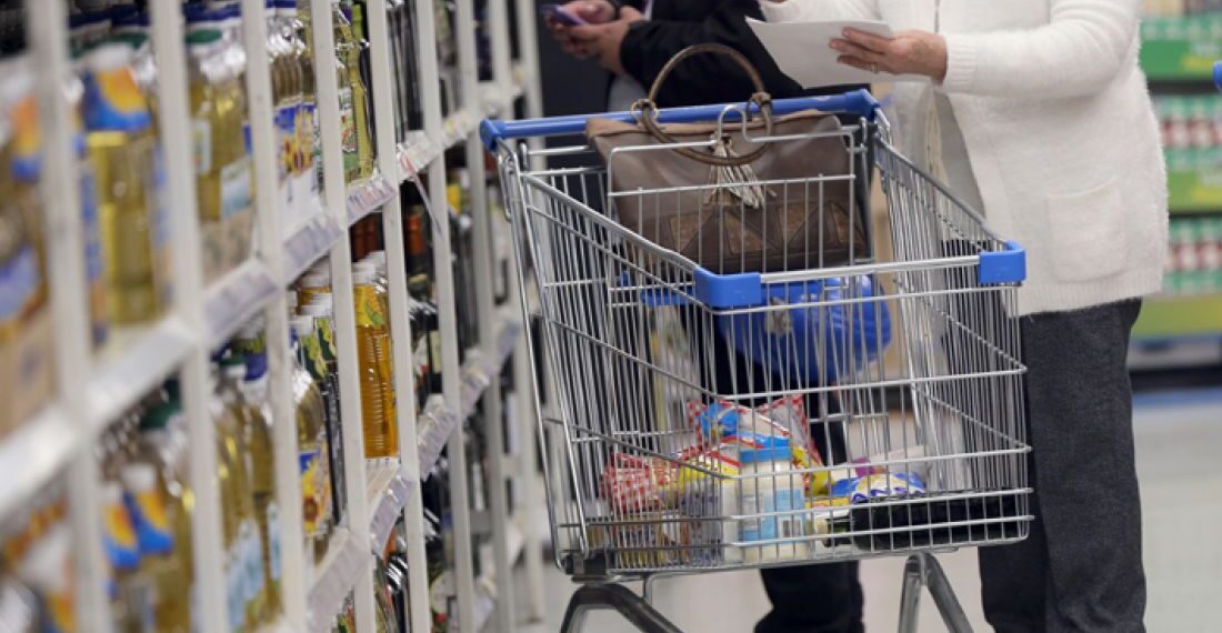 La inflación de febrero fue de 6,6% y acumuló un 102,5% en los últimos doce meses