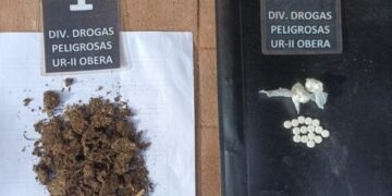 Una mujer intentó ingresar droga en sus zapatillas para un detenido en Oberá