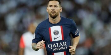 El DT del PSG habló del futuro de Lionel Messi y le puso dudas a su futuro en el club