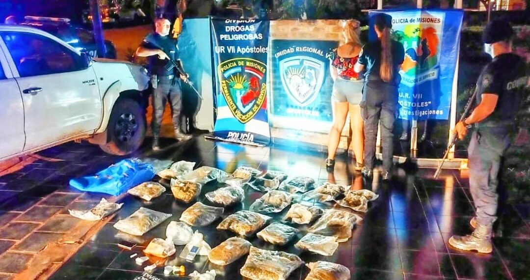 Capturaron a una mujer que llevaba 24 bolsas de droga valuada en 16 millones de pesos