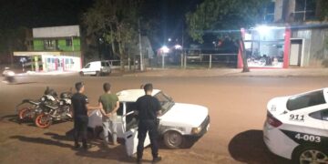 Lo atraparon robando ladrillos: lo hacía con la modalidad hormiga a bordo de un 147 trucho