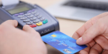 Consumo en Argentina: cómo se financiaron las compras con tarjeta de crédito en 2022
