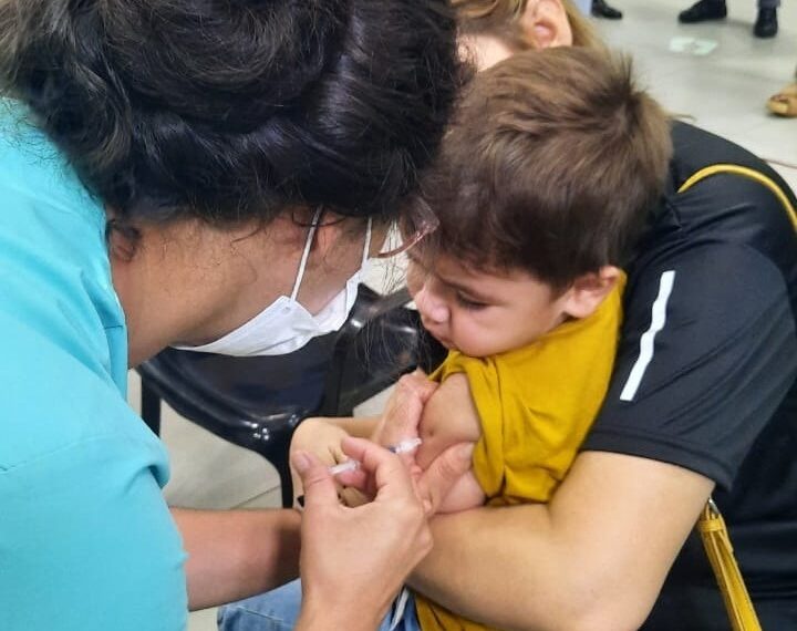 Continúa la campaña de vacunación antigripal en Posadas