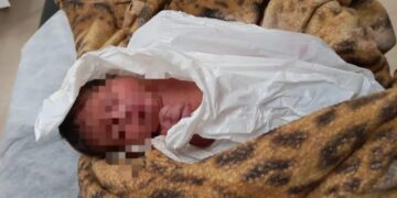 Buscan a la madre o familiares del bebé abandonado en San Pedro