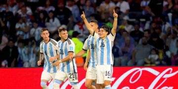 La Selección argentina goleó 3-0 a Guatemala y se clasificó a los octavos de final del Mundial Sub 20