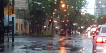 Clima: Opad extendió alerta amarilla por tormentas hasta el jueves