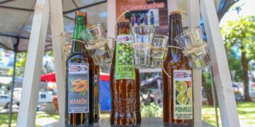 Emprendedores exhiben sus productos en las ferias de la ciudad