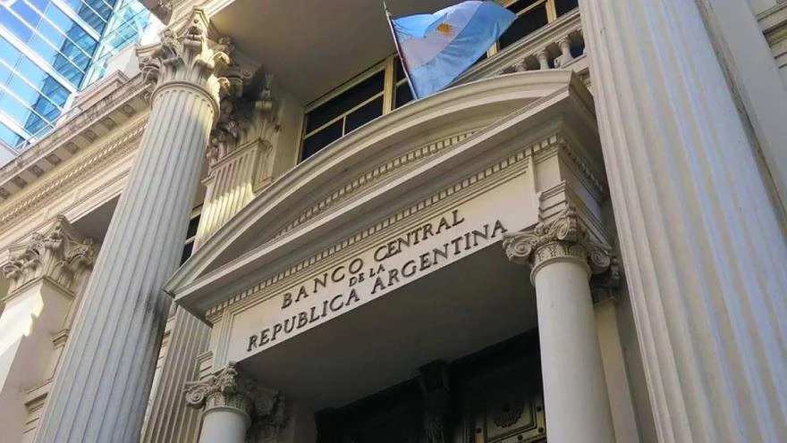 El Banco Central mantuvo en el 97% la tasa de los plazos fijos