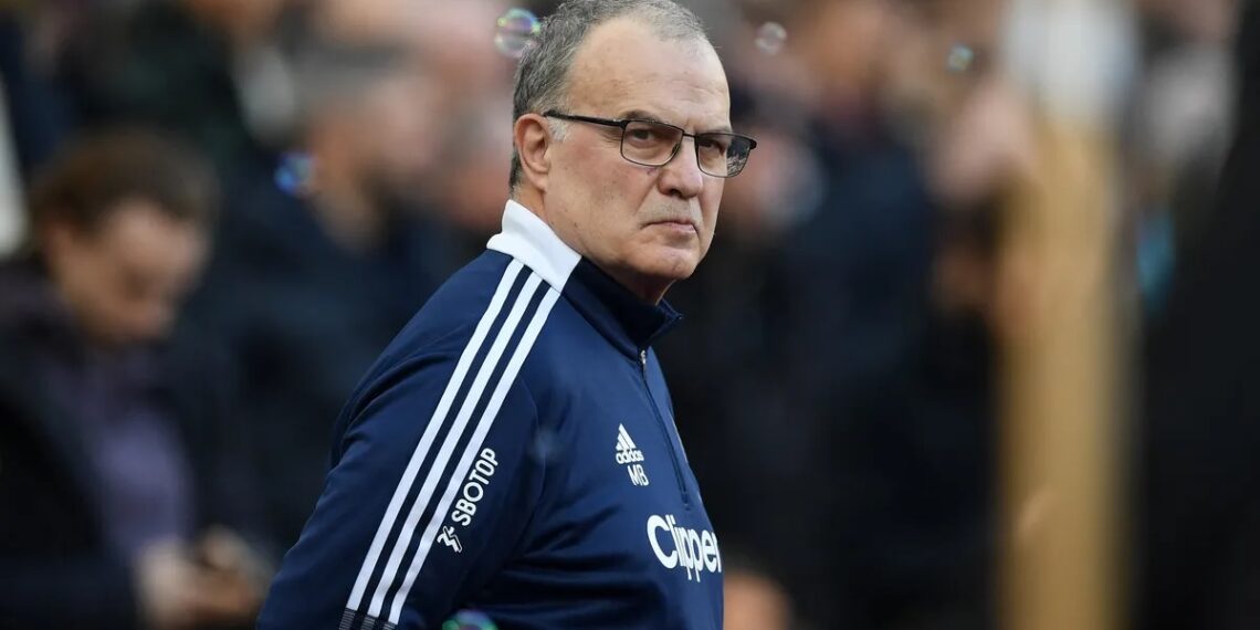 El “Loco” Bielsa debutó como DT de Uruguay con una goleada ante Nicaragua