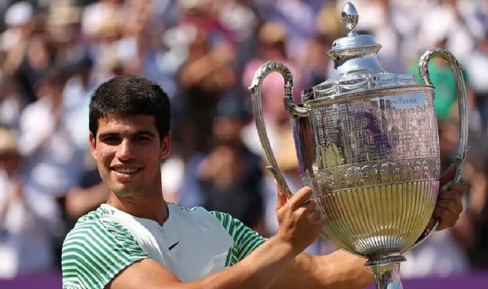 Tenis: Alcaraz regresó a la cima del ranking mundial