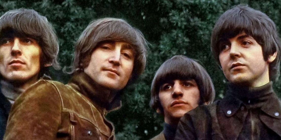 John Lennon vuelve por inteligencia artificial para un último tema de Los Beatles