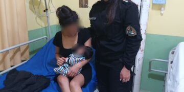 Policías salvaron la vida de un recién nacido en Apóstoles