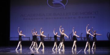 La Academia de Ballet de Moscú presentó su muestra de invierno