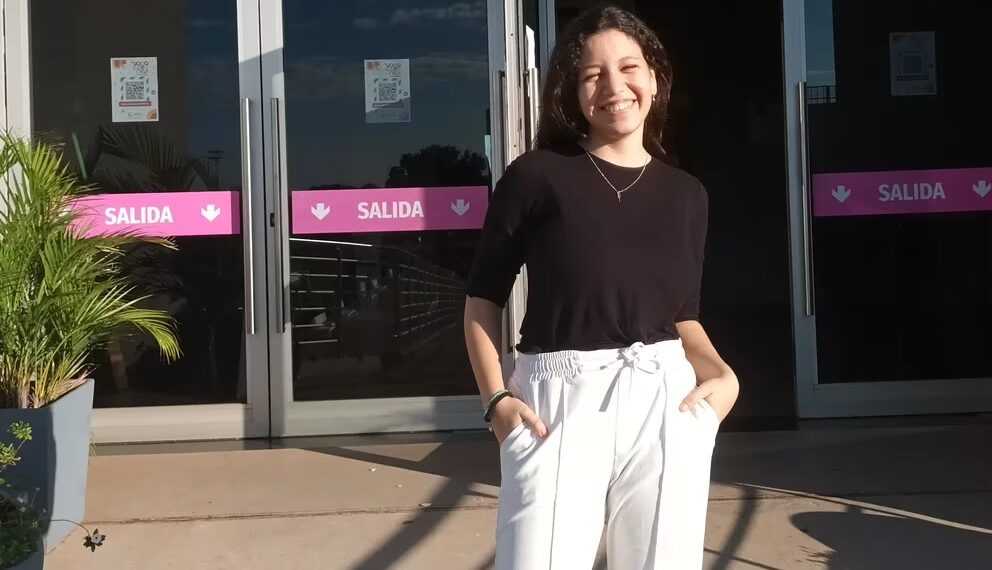 Una adolescente posadeña fue seleccionada entre los 50 mejores estudiantes del mundo