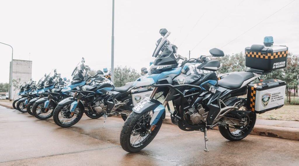 La Policía de Misiones incorpora motocicletas para reforzar la seguridad vial en la Provincia