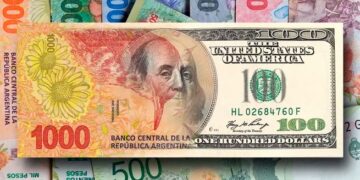 El peso argentino es la moneda más devaluada de los países emergentes