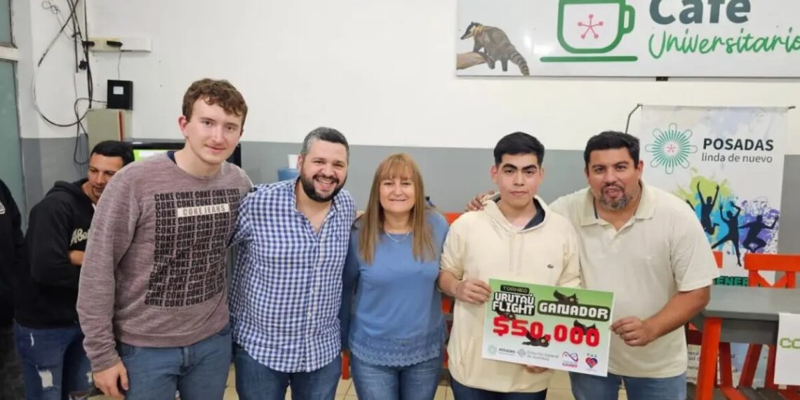 Alumno de la EPET N°36 ganador del desafío gamer con “Urutaú Flight”