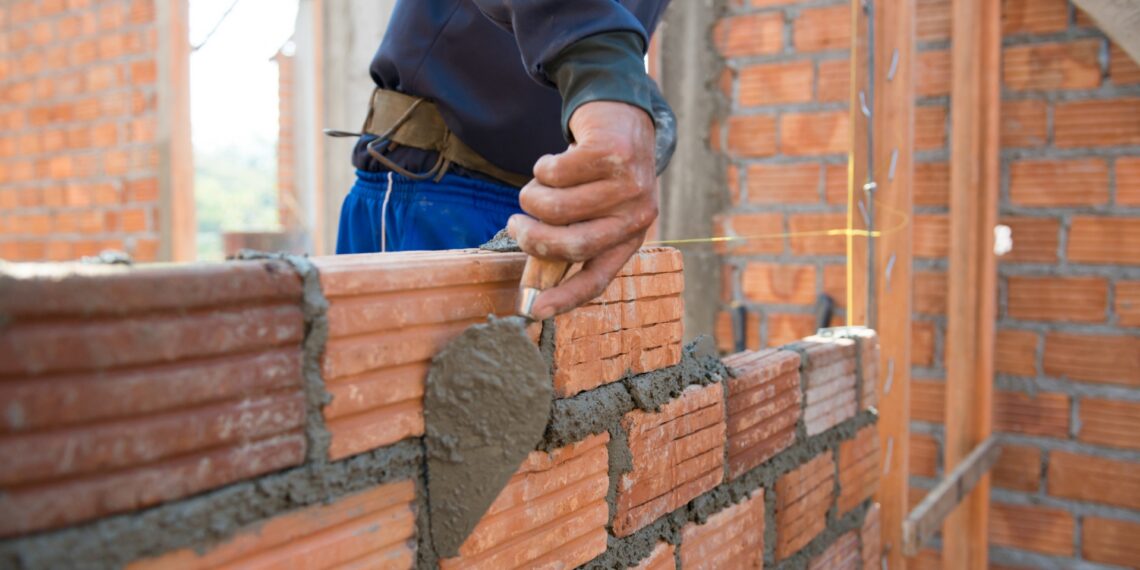 La construcción cayó por segundo mes consecutivo: se contrajo 2,9% en mayo