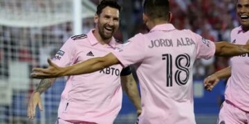 Un Messi intratable lleva a Inter Miami a los cuartos de final de la Leagues Cup