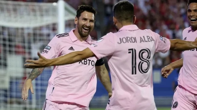 Un Messi intratable lleva a Inter Miami a los cuartos de final de la Leagues Cup