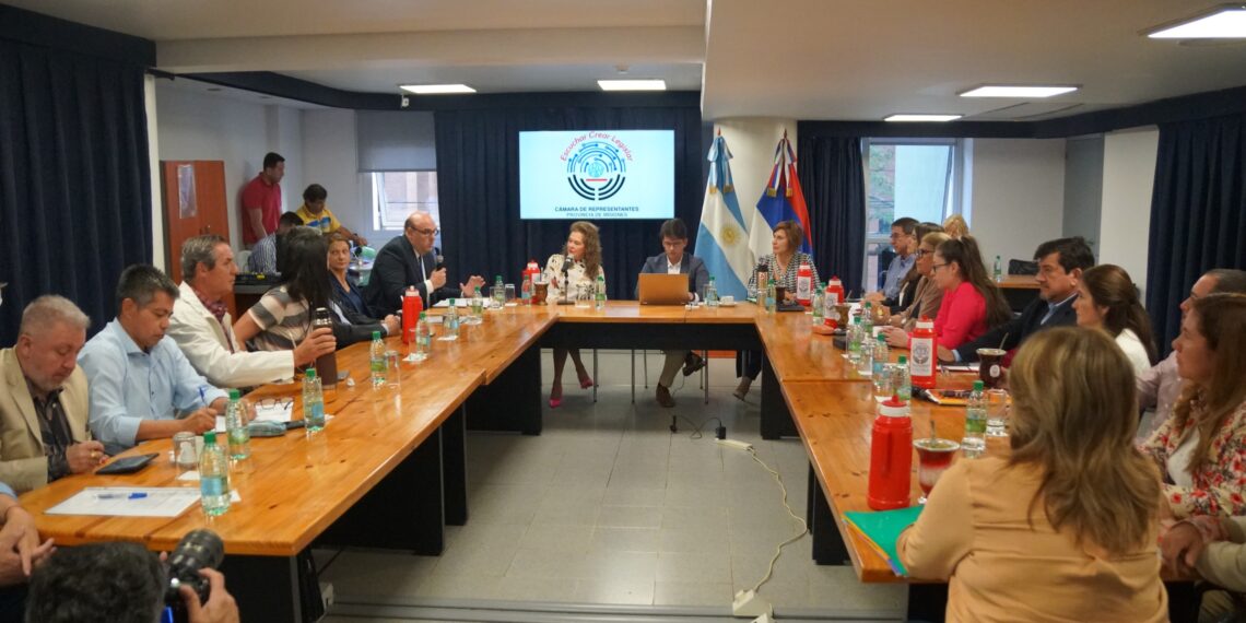 Con 1,2 billones de pesos, el Presupuesto 2024 de Misiones tendrá un incremento del 176%