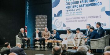 En la apertura del coloquio de FEHGRA, el Gobernador invitó al sector a continuar impulsando el desarrollo sustentable y productivo de Misiones
