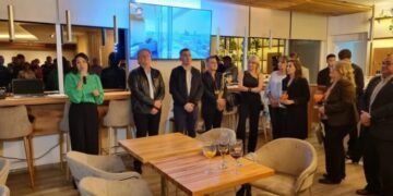 El hotel Continental inauguró en el piso 12 su Rooftop