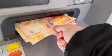 Haberes: acuerdan incremento salarial para agosto y octubre para estatales de la Provincia