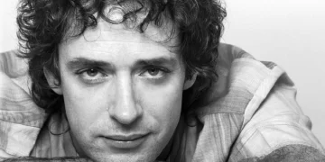 Gustavo Cerati hoy cumpliría 64 años y para celebrarlo se estrenan nuevos videos