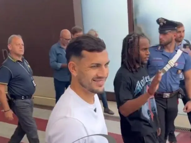 Locura en Roma por la llegada de Leandro Paredes