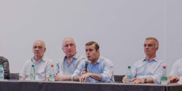El Gobernador entregó recursos a todos los municipios de la provincia
