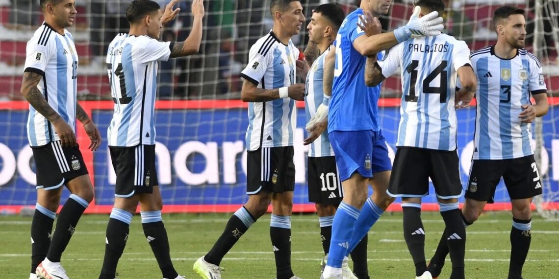Sin Messi, la Selección Argentina goleó a Bolivia por las Eliminatorias