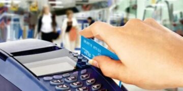 El uso de la tarjeta de crédito superó al efectivo como medio de pago más usado