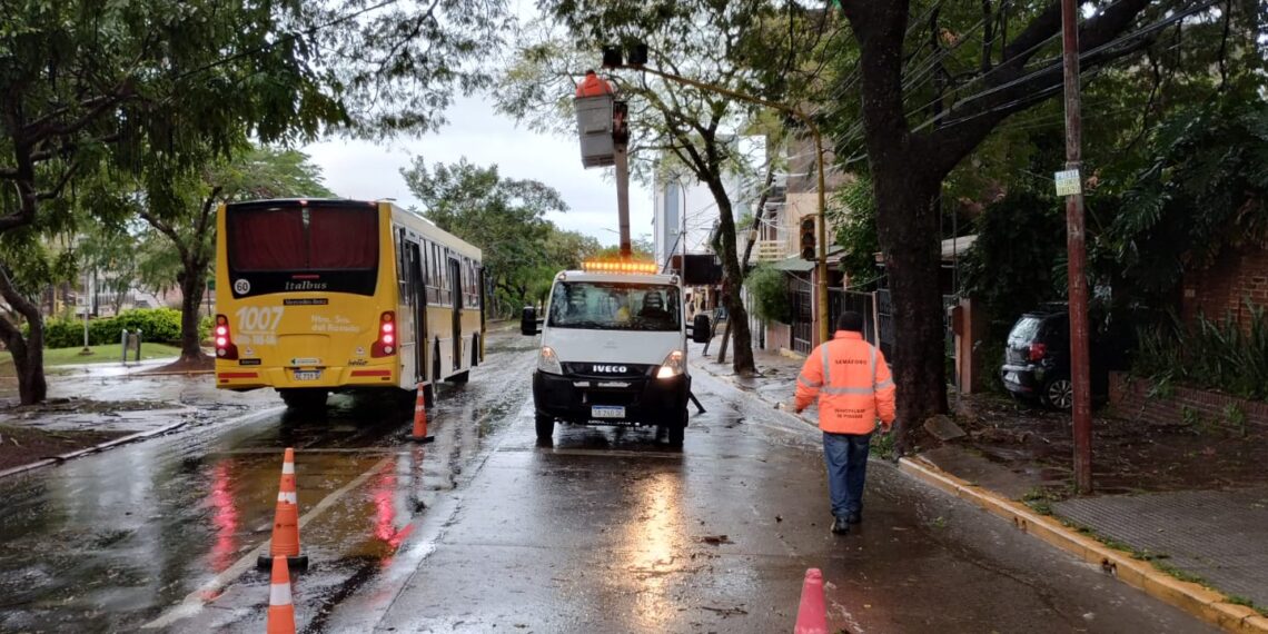 Seguridad vial: Por las intensas lluvias solicitan precaución al transitar