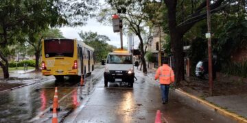 Seguridad vial: Por las intensas lluvias solicitan precaución al transitar