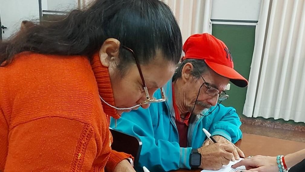 Familias de Puerto Rico rubricaron documentación y están dentro del sistema de normalización de tierras