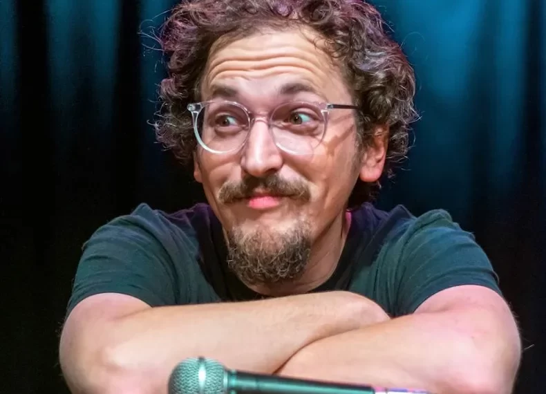 El comediante Leandro Igounet visitó Posadas y la describió con su particular estilo