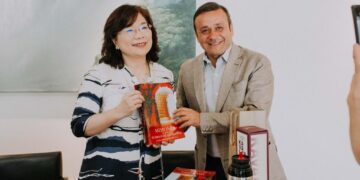 El Gobernador y representantes de Taiwan mantuvieron un encuentro en Casa de Gobierno