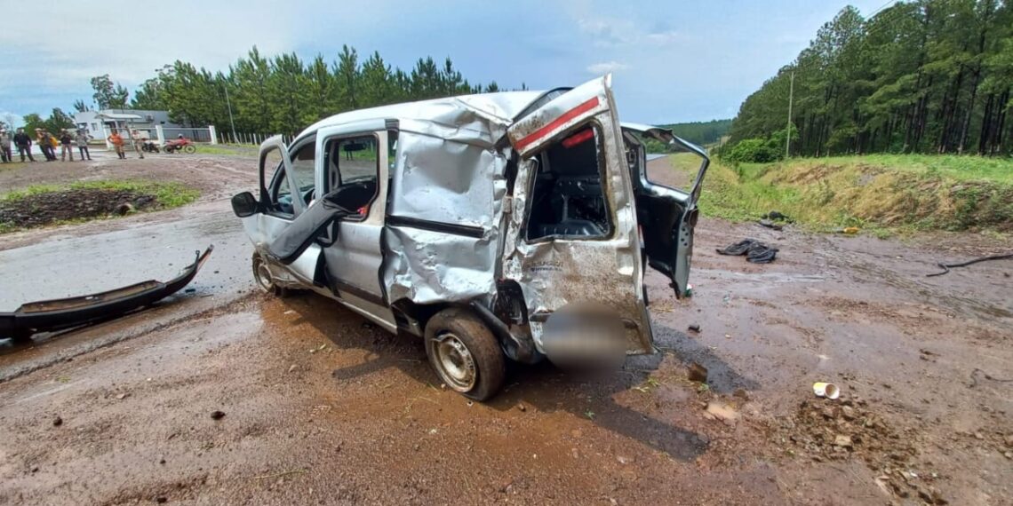 Profundidad: Una víctima fatal en despiste y vuelco