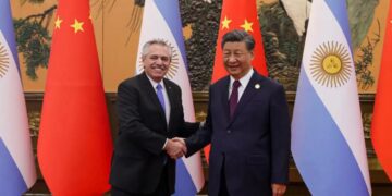 El Gobierno pagará U$S 2600 millones al FMI con fondos del swap con China