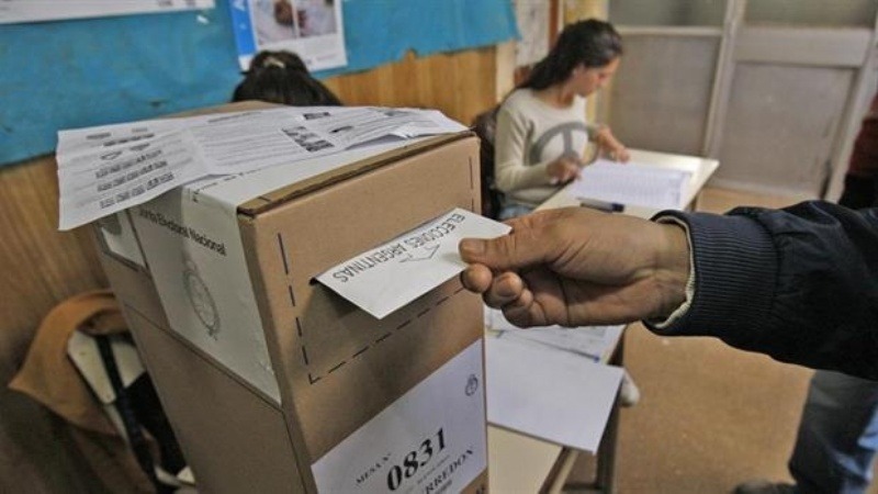 La Justicia Electoral solicitó trasladar el feriado del 20 de noviembre para evitar el ausentismo en el balotaje