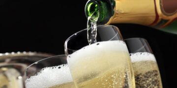 Hoy se celebra el Día del Champagne