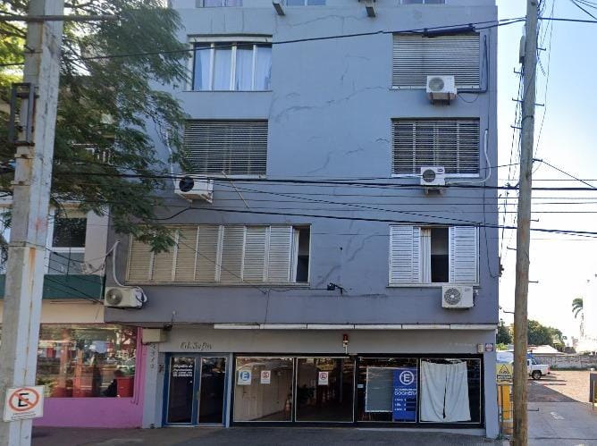 Posadas: evacúan un edificio céntrico por peligro de derrumbe