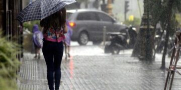 Cayeron casi 100 milímetros de lluvia y extienden advertencia Amarilla
