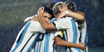 Argentina goleó 5-0 a Venezuela y jugará ante Brasil en cuartos de final del Mundial Sub 17