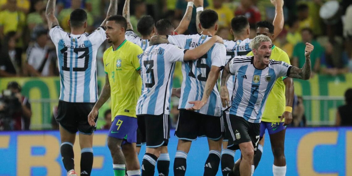 Tras la victoria ante Brasil, la selección argentina conservó el primer lugar del ranking FIFA