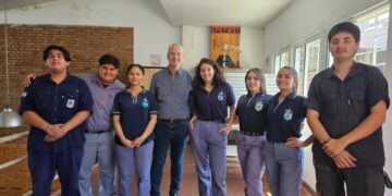 Entregaron equipos técnicos para la Epet 37 de Posadas