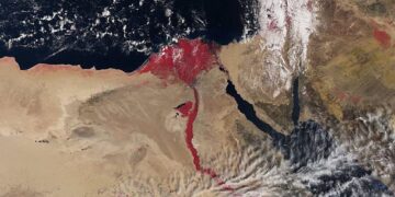 El Río Nilo se tiñó de rojo